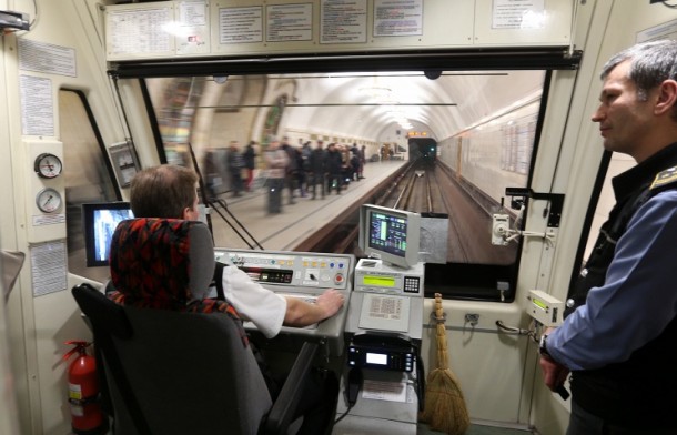 Поезд с автопилотом в Московским метрополитен